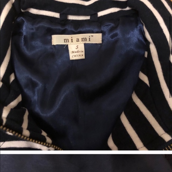 Striped Francescas Vest - Picture 5 of 5